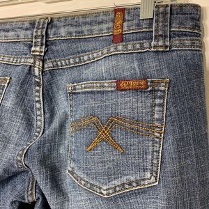 EUC Zana Di Jeans 5‎ Pocket Jeans Size 11